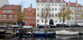 Dansk Forfatterforening opfordrer regeringen til at undtage kunstnerisk frihed fra lovforslag